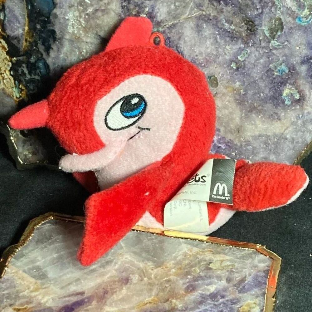 Red flotsam neopet plush